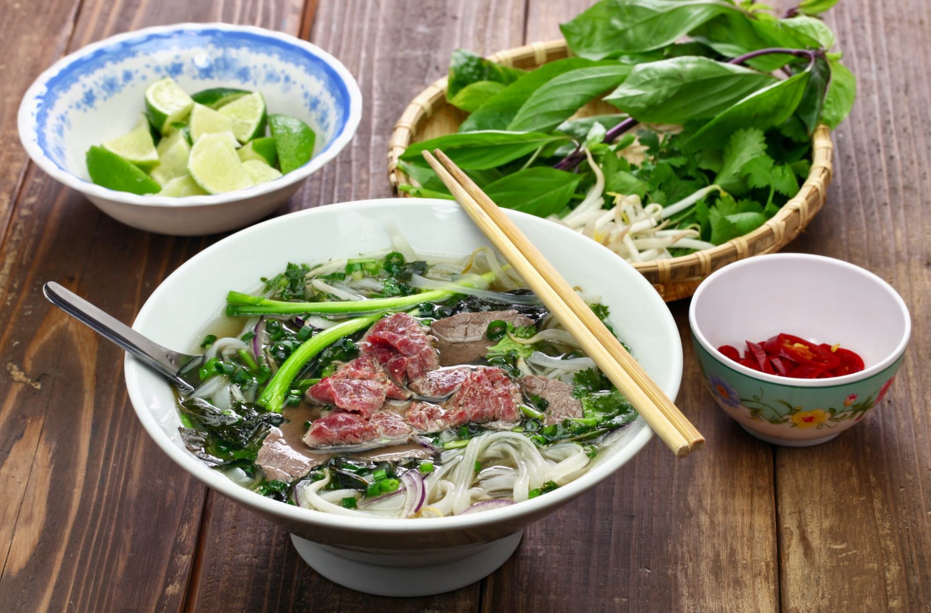 Phở Bò Tái Vietnamese Beef Noodle Soup Delicious Vietnam