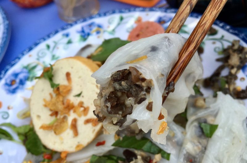 Bánh Cuốn - Rice Noodle Rolls with Pork, Mushrooms and Shallots - Delicious Vietnam