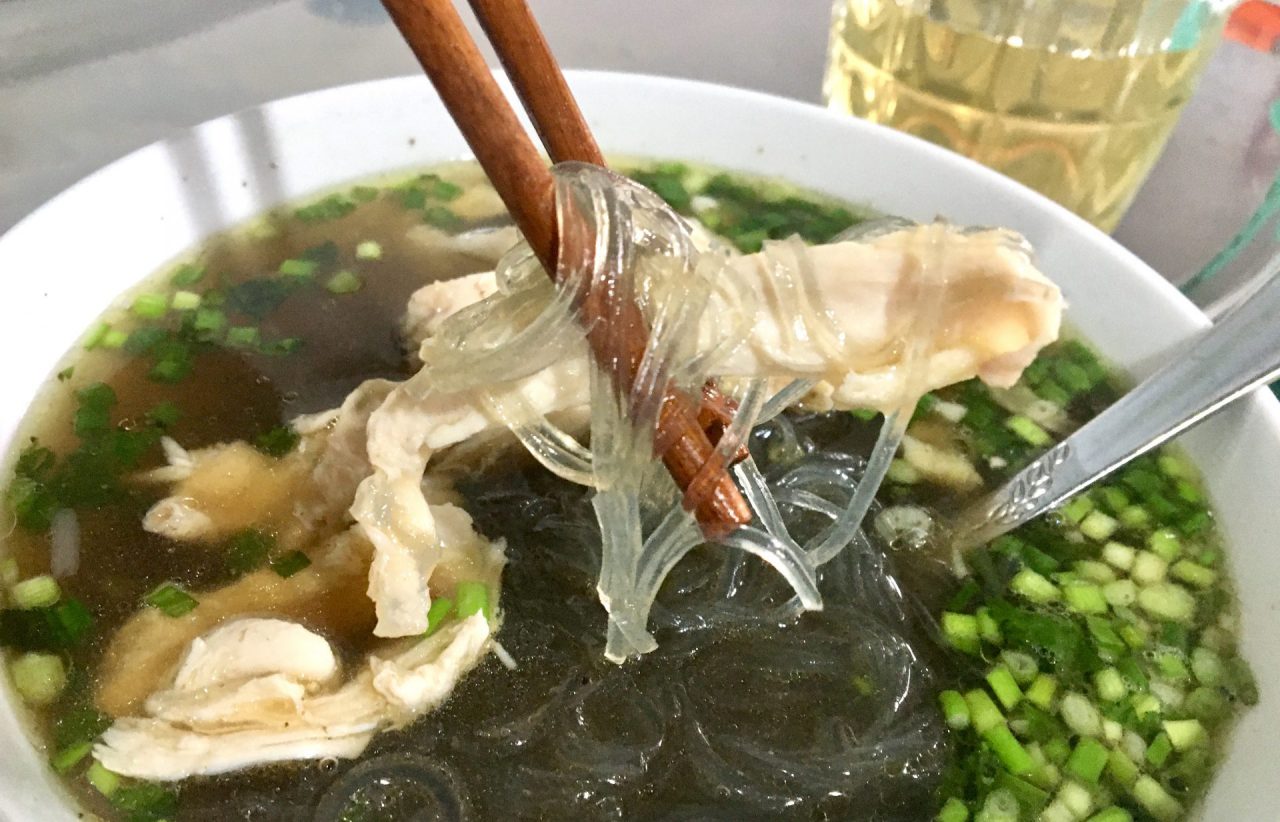 Miến Gà - Chicken Soup with Glass Noodles - Delicious Vietnam