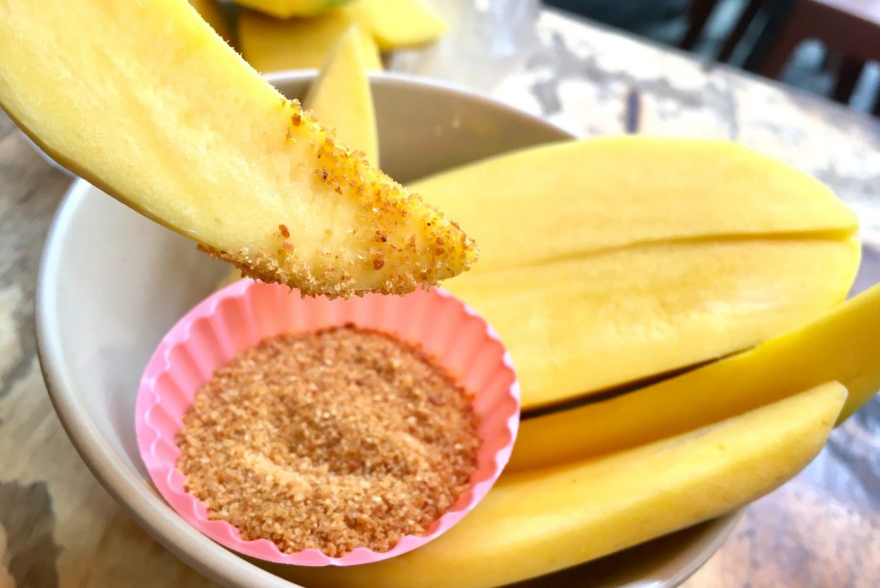 Xoài Cát Hòa Lộc - Sweet and Sour Mango with Shrimp Salt